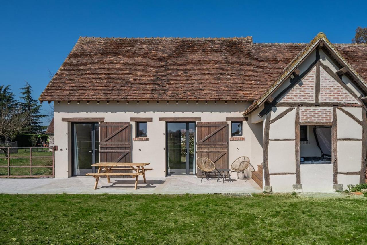 La Grange De Leonie, Chambres D'Hotes Avec Piscine Et Spa Méry-sur-Cher Dış mekan fotoğraf